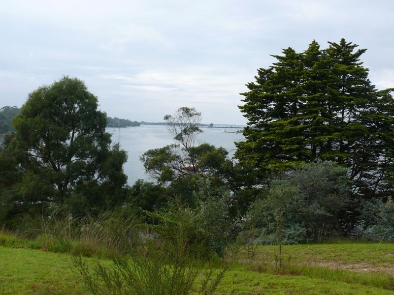 16 Backwater Court, Paynesville VIC 3880