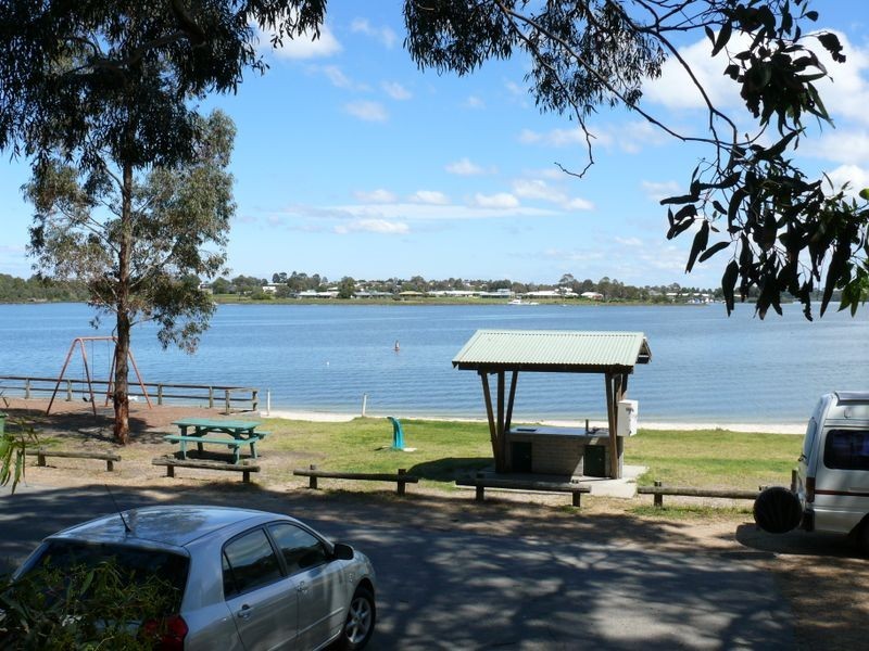 63 Newlands Drive, Paynesville VIC 3880