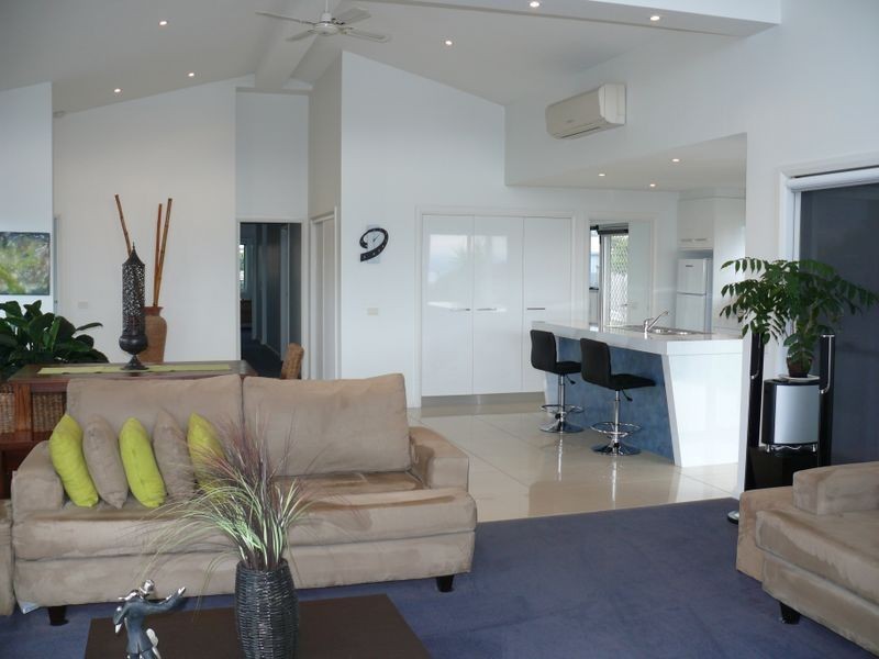 21 Fullarton Drive, Paynesville VIC 3880