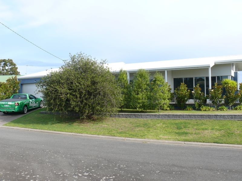 21 Fullarton Drive, Paynesville VIC 3880