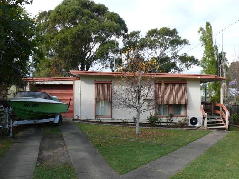 56 Main Road, Paynesville VIC 3880