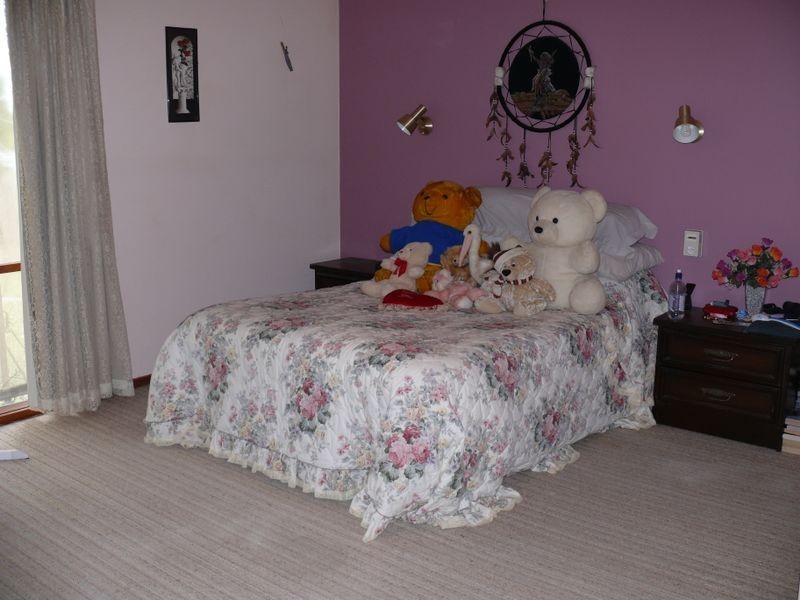 56 Main Road, Paynesville VIC 3880