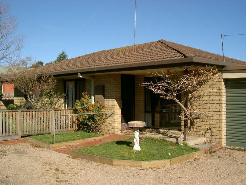 2/8 Reynolds Street, Paynesville VIC 3880