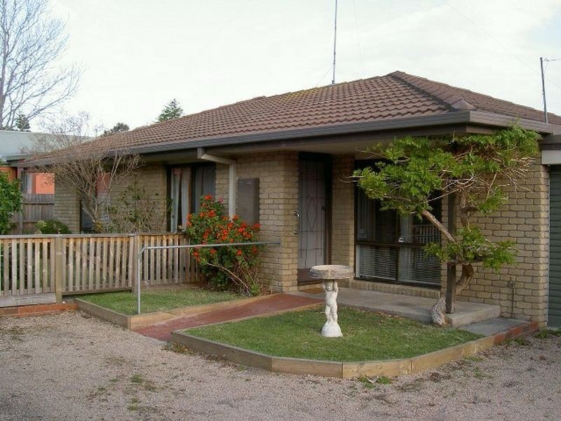 2/8 Reynolds Street, Paynesville VIC 3880