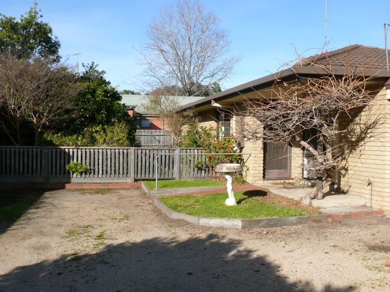 2/8 Reynolds Street, Paynesville VIC 3880