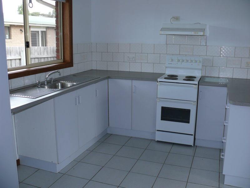 2/42 Ashley Street, Paynesville VIC 3880