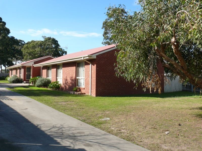 1 & 2/42 Ashley Street, Paynesville VIC 3880