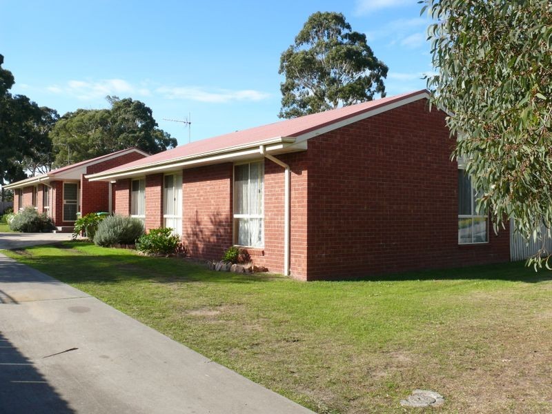 1 & 2/42 Ashley Street, Paynesville VIC 3880