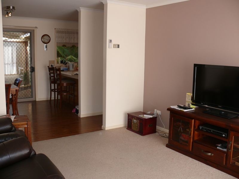 1/14 Wellington Street, Paynesville VIC 3880