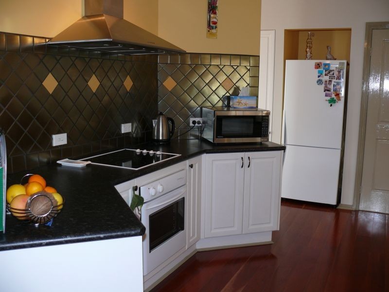 2/22 Schooner Terrace, Paynesville VIC 3880