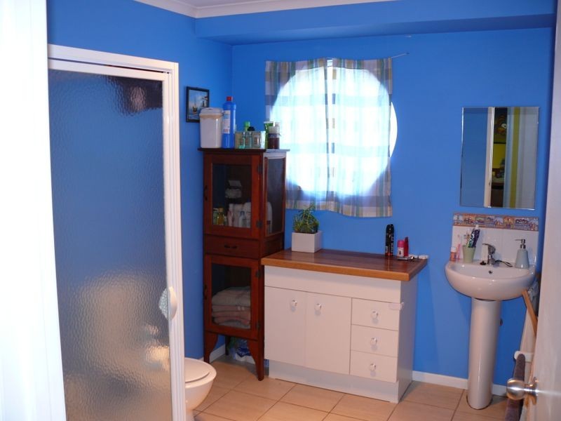 6 Bay Road, Eagle Point VIC 3878