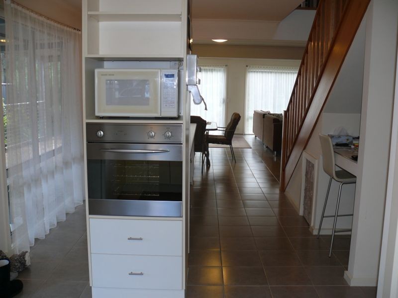 31 Fifth Parade, Raymond Island VIC 3880