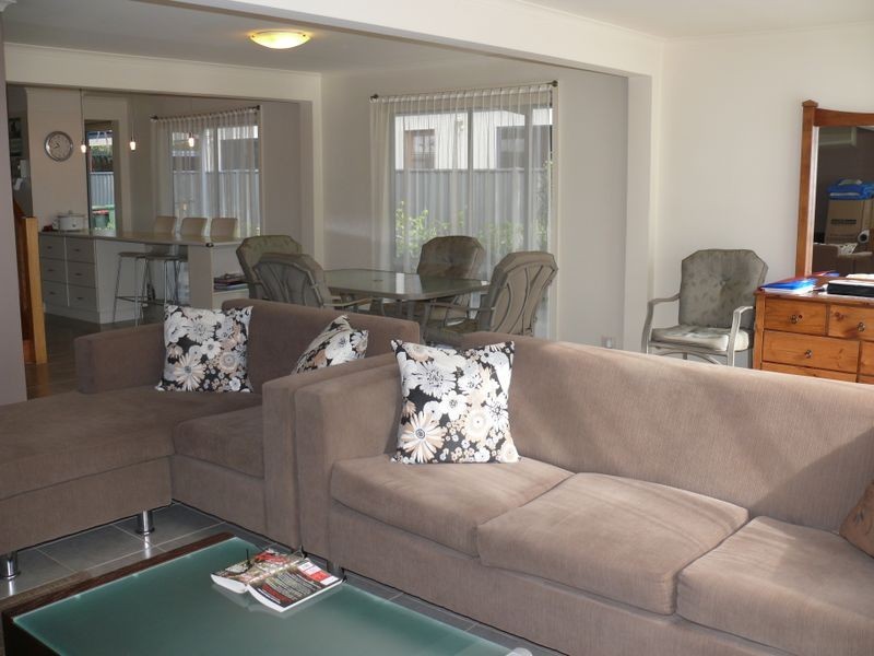 31 Fifth Parade, Raymond Island VIC 3880