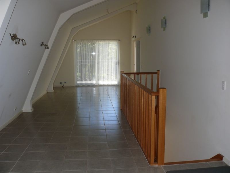 31 Fifth Parade, Raymond Island VIC 3880