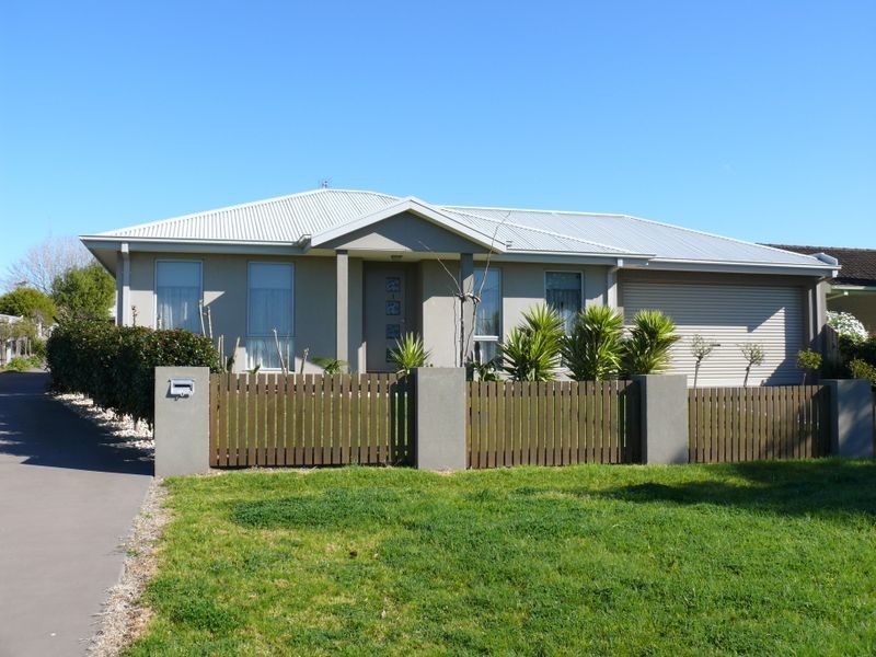 1/119 Langford Parade, Paynesville VIC 3880