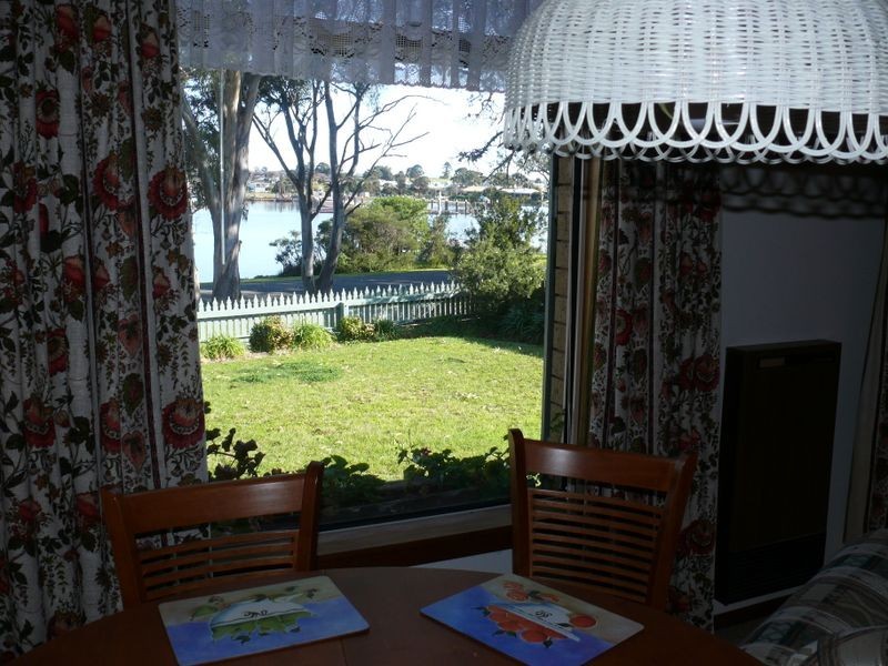 1/129 Western Boulevard, Raymond Island VIC 3880