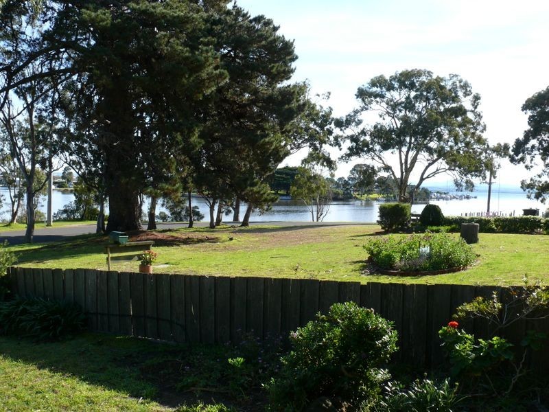 1/129 Western Boulevard, Raymond Island VIC 3880