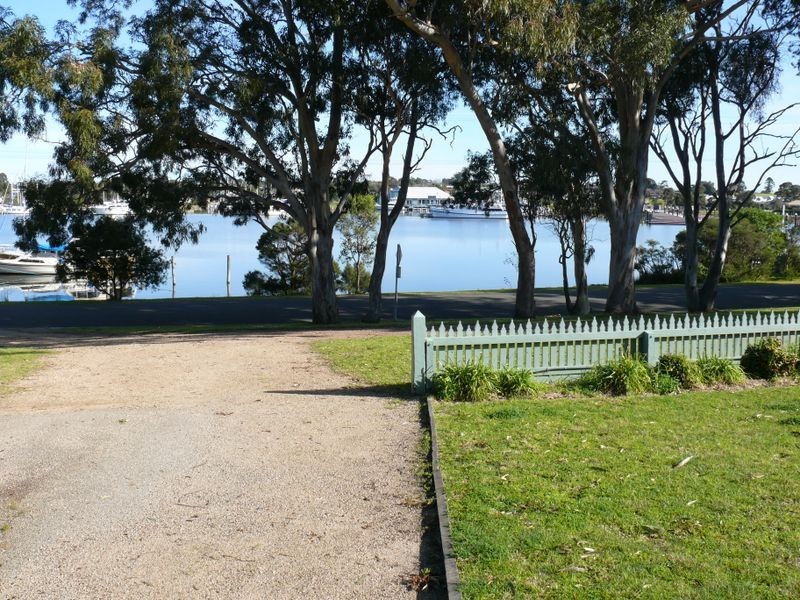 1/129 Western Boulevard, Raymond Island VIC 3880