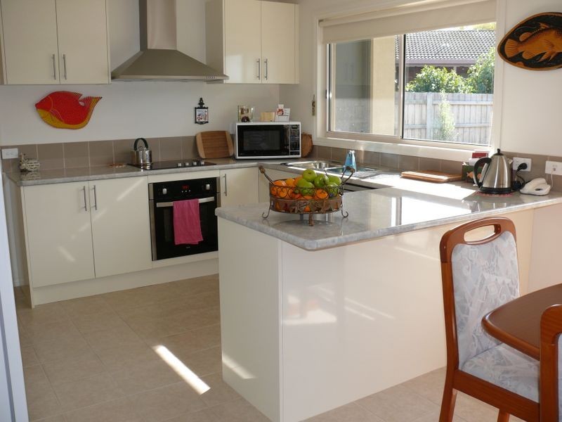 2/1 Rex Street, Paynesville VIC 3880