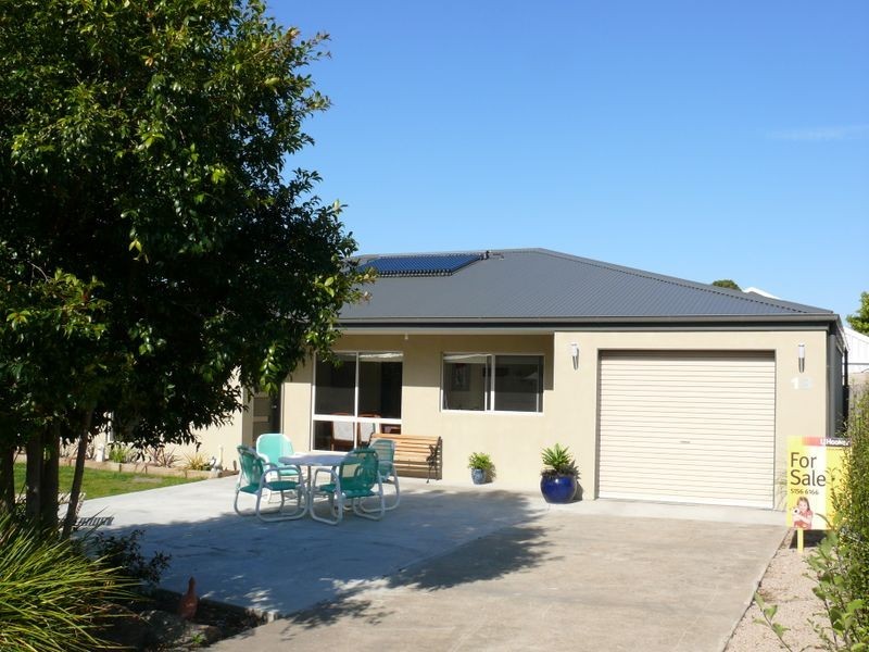 2/1 Rex Street, Paynesville VIC 3880