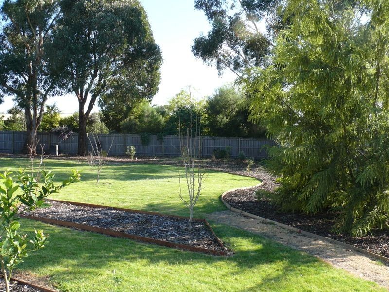 11 Acrux Drive, Newlands Arm VIC 3875