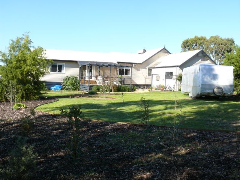 11 Acrux Drive, Newlands Arm VIC 3875