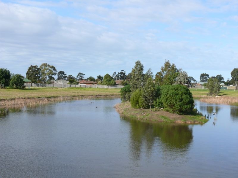 4 Camellia Close, Paynesville VIC 3880