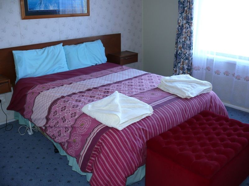 8 Riley Street, Eagle Point VIC 3878