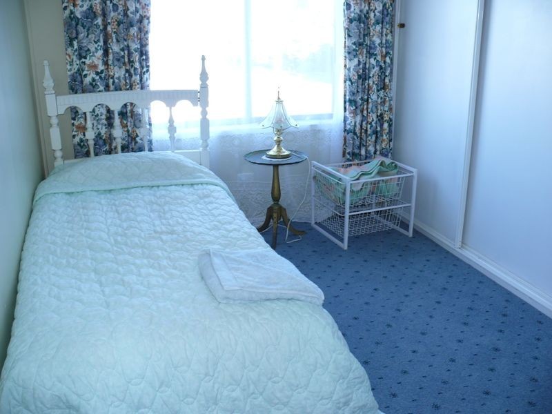 8 Riley Street, Eagle Point VIC 3878