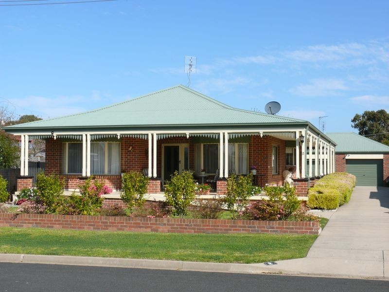 2 Harbour Court, Paynesville VIC 3880