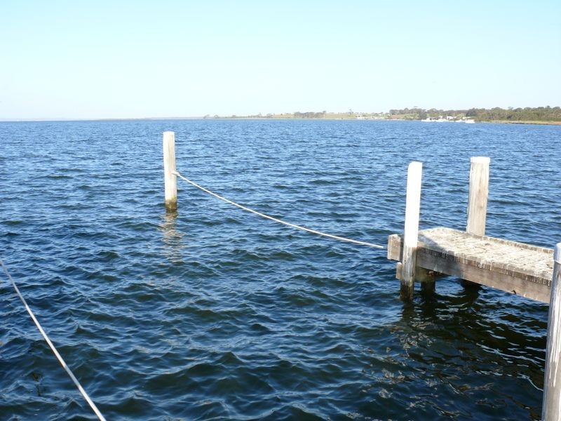 43 Bay Road, Eagle Point VIC 3878