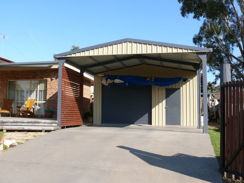 43 Bay Road, Eagle Point VIC 3878