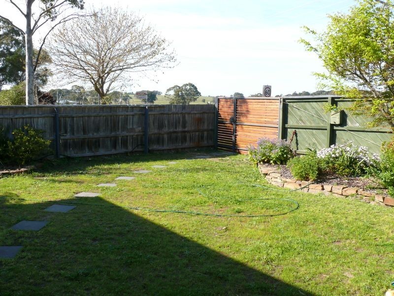 43 Bay Road, Eagle Point VIC 3878