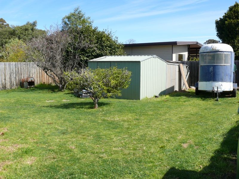35 Toonalook Parade, Paynesville VIC 3880