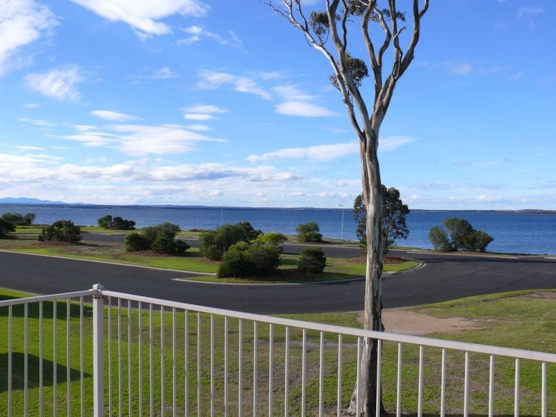 4 Marina Drive, Paynesville VIC 3880