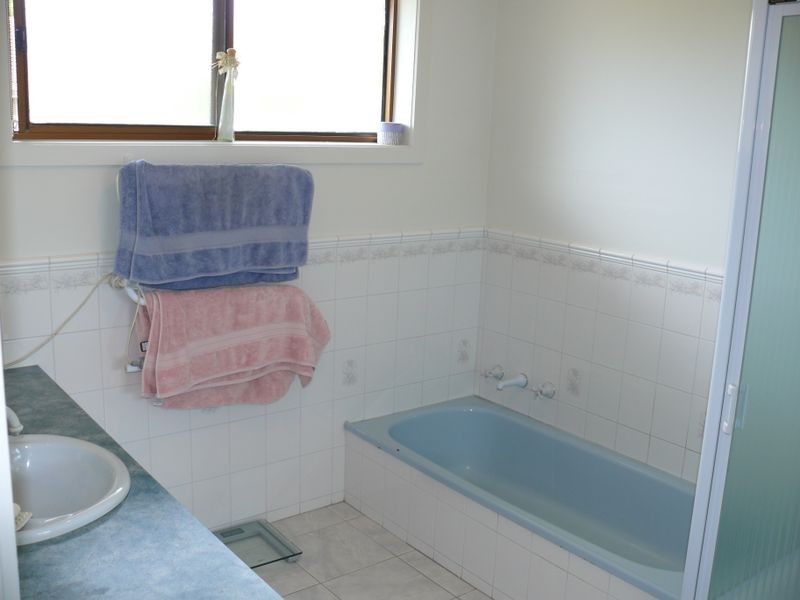 10 Reynolds Street, Paynesville VIC 3880