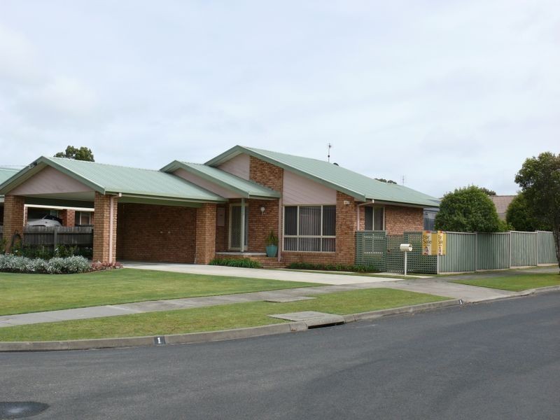 1 Waratah Avenue, Paynesville VIC 3880