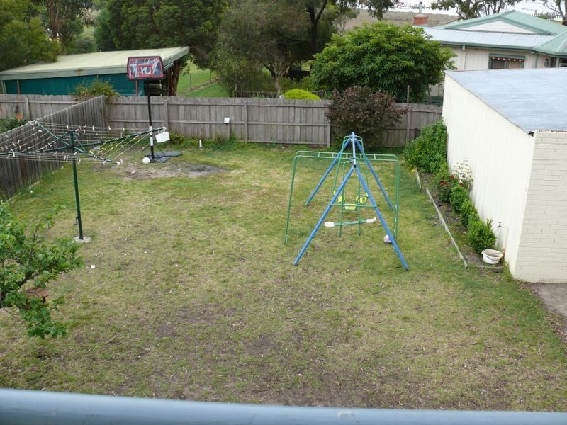 51 Bay Road, Eagle Point VIC 3878