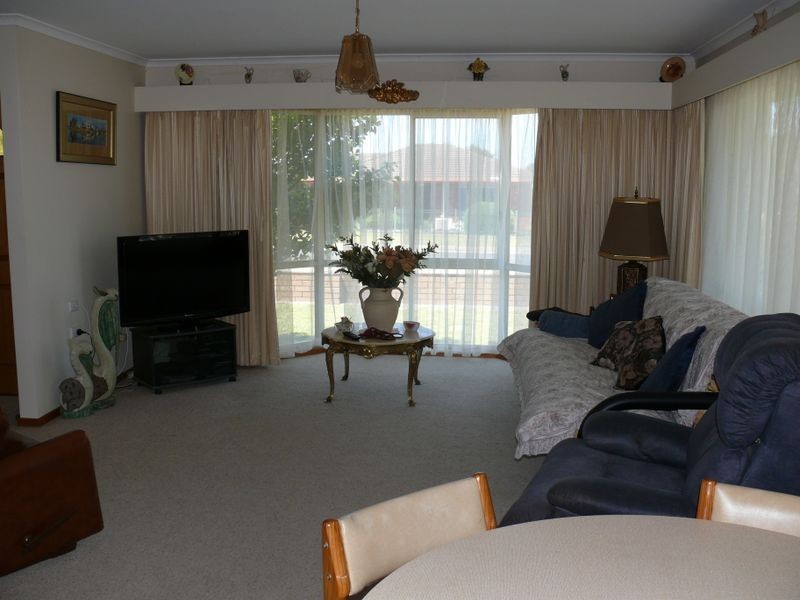 1/10 William Street, Paynesville VIC 3880