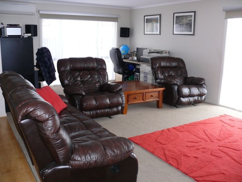 17 Dawsons Cove Drive, Newlands Arm VIC 3875