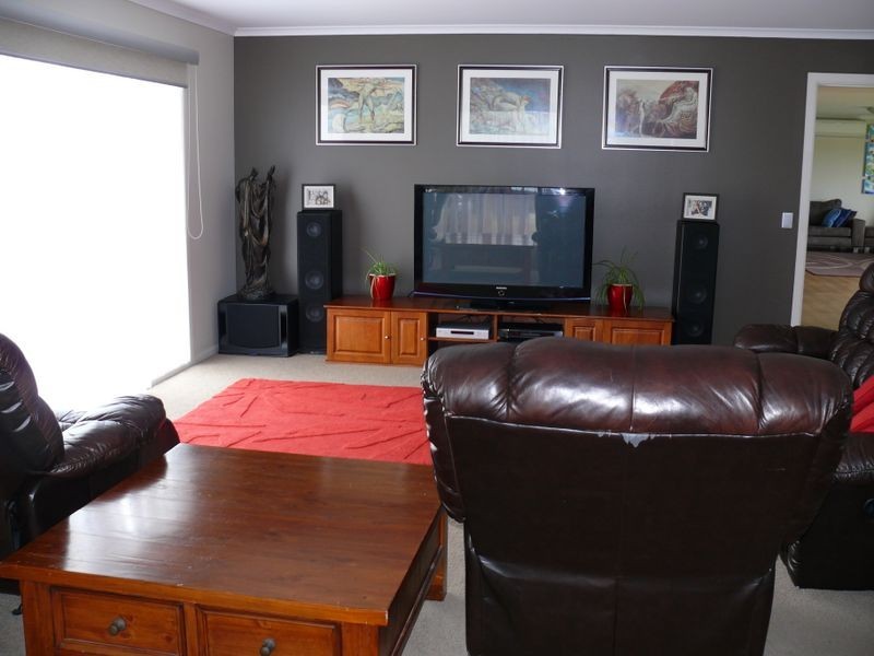 17 Dawsons Cove Drive, Newlands Arm VIC 3875