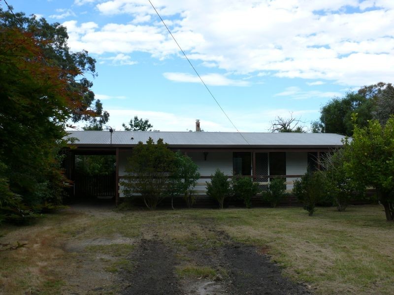 25 Eighth Avenue, Raymond Island VIC 3880