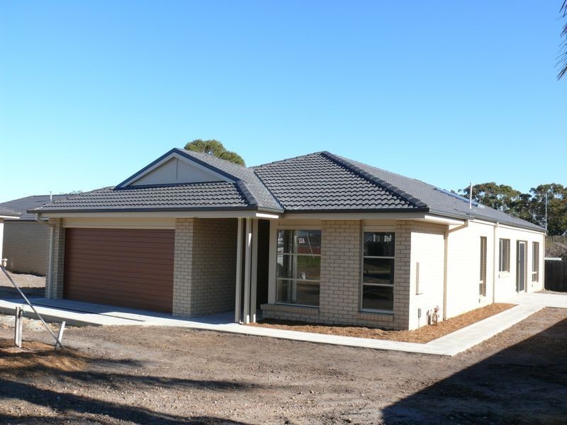 17 Toonalook Parade, Paynesville VIC 3880