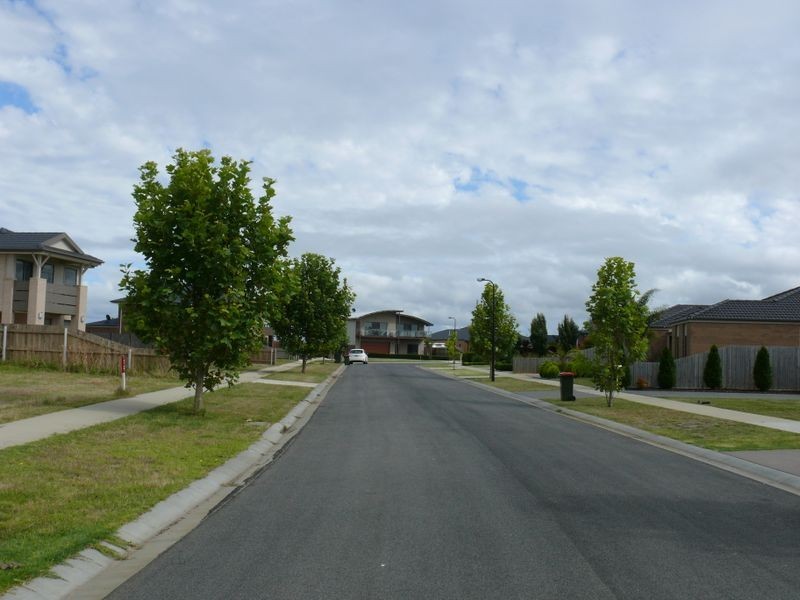 17 Sunset Boulevard, Eagle Point VIC 3878