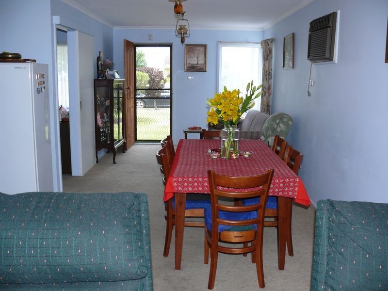 29 Toonalook Parade, Paynesville VIC 3880