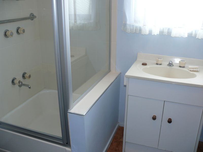 29 Toonalook Parade, Paynesville VIC 3880