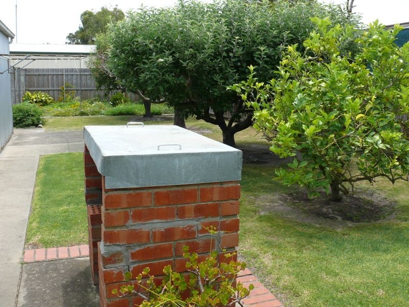 29 Toonalook Parade, Paynesville VIC 3880