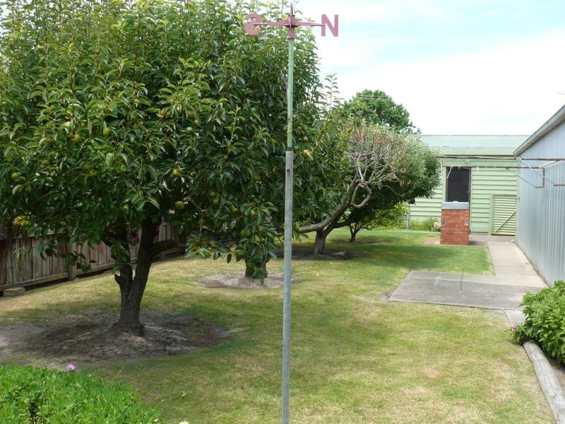 29 Toonalook Parade, Paynesville VIC 3880