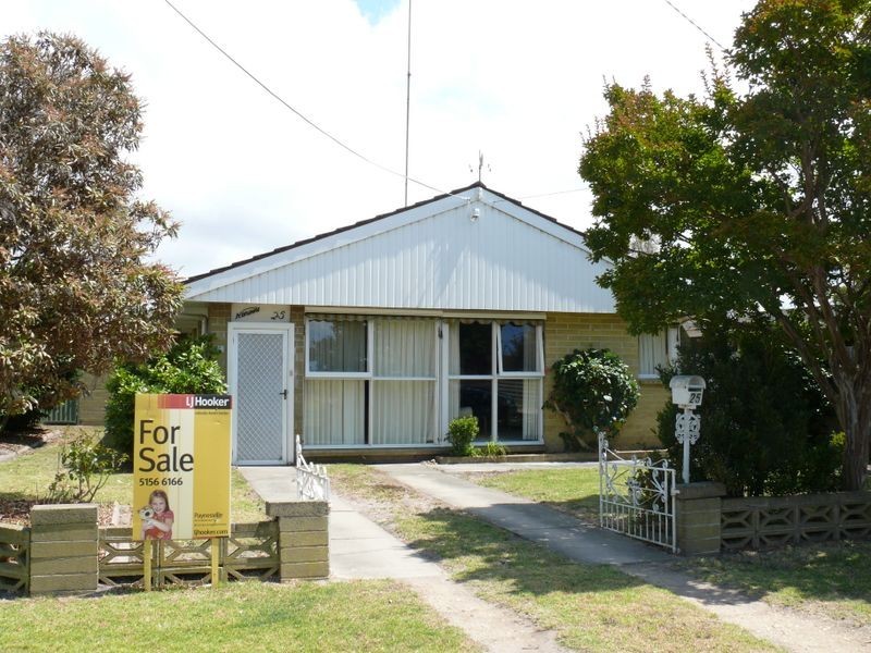 25 Toonalook Parade, Paynesville VIC 3880
