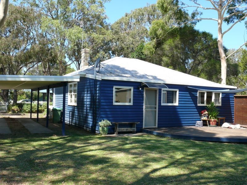 38 Eighth Avenue, Raymond Island VIC 3880